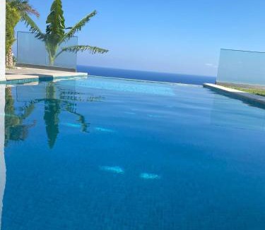 Gundogan Villa | VİLLA ALEPH-Harika Manzaralı Müstakil Havuzlu Villa