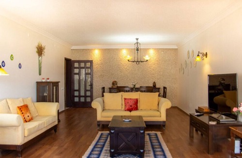 Mavisehir Mahallesi Apartment | Vibrant Flat near Trendy Attractions in Karsiyaka
