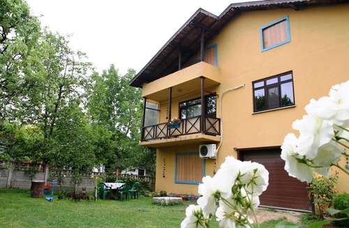 Yanik Villa | VILLA ATLAS Sapanca Yeşillikler içinde doğa ile baş başa tatil fırsatı