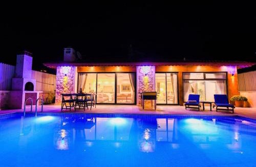 Islamlar Villa | Villa Büşra / Kalkan