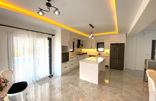 Dalyan City Center Villa | Villa Deniz 5 bedrooms all En-suite sleeps 10