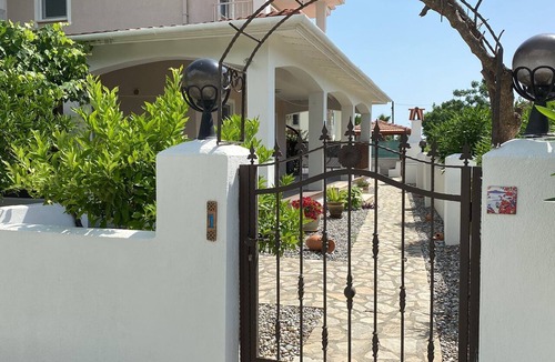 Dalyan City Center Villa | VILLA KOTARE - A 6-BEDROOM VILLA SPLIT INTO 2 UNITS