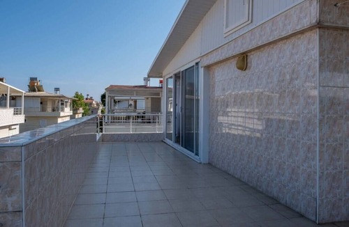 Bogazkent Villa | Villa Lale 4 Bed villa with modern kitchen