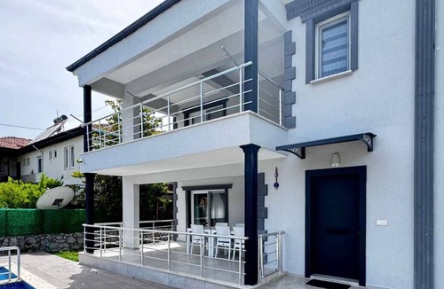 Dalyan City Center Villa | Villa Lotus 6 Bedrooms With Private Pool and Big Garden in Dalyan Centre