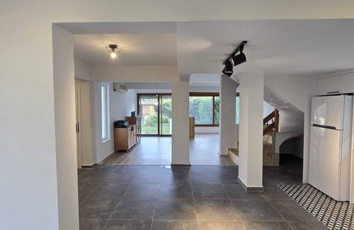Bogazkent Villa | Villa Olinda - 4 Bed Villa with 200m2 garden!
