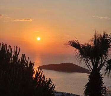 Geris Villa | Villa Sunset