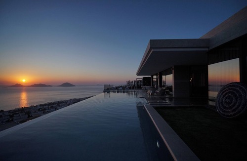 Turgutreis Villa | Villara Ultra Luxury Daily Housekeeping Private Cook Chauffeur Service