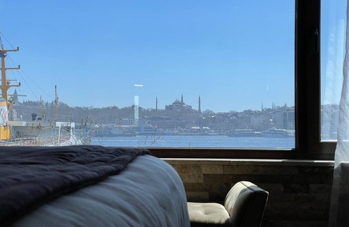 Karakoy Hotel | Weingart Seaside Hotel