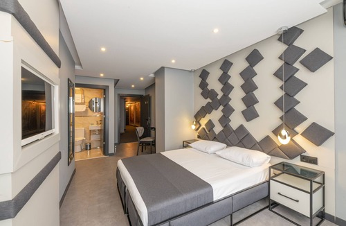 Sirinevler Mahallesi Hotel | White Palace Hotel