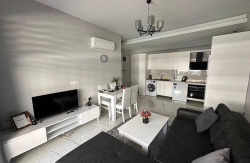 Seki Apartment | White Sail 1+1 Mahmutlar