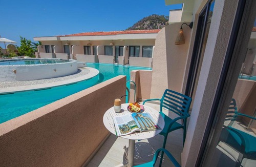 Oludeniz City Center Hotel | Z Exclusive Hotel and Villas