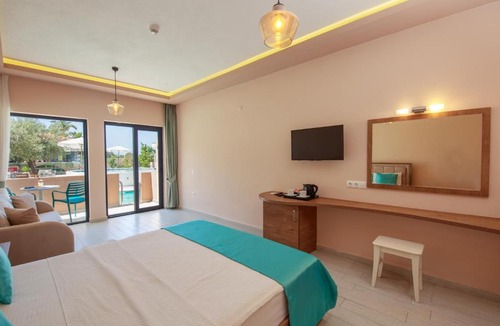 Oludeniz City Center Hotel | Z Exclusive Hotel and Villas