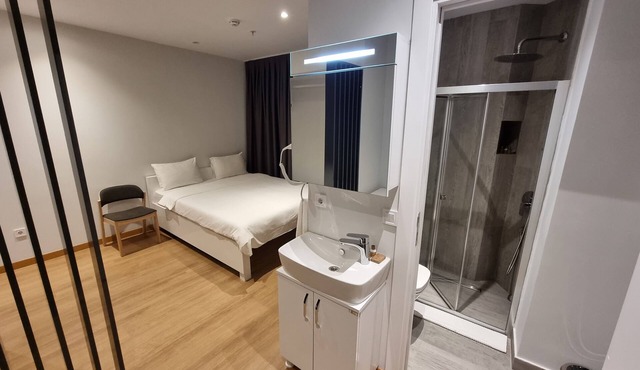 10m2 Hotel