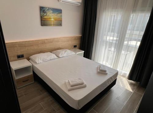 Ada Park Hotel