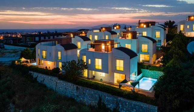 Ada Villas