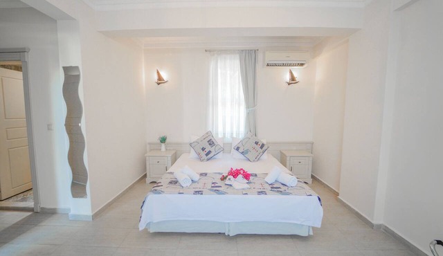 Alacati Marina Palace Otel in Cesme