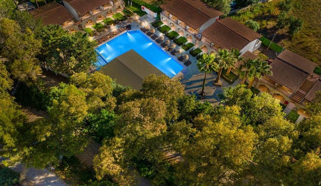 Alados Otel in Turgut