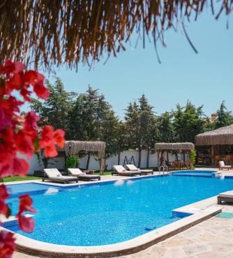 Albeon Luxury Hotel - Alacatı in Alaçatı