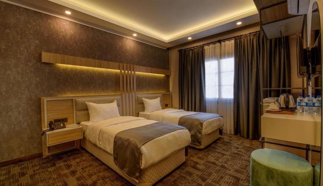 ALEE BEYZAR Hotel