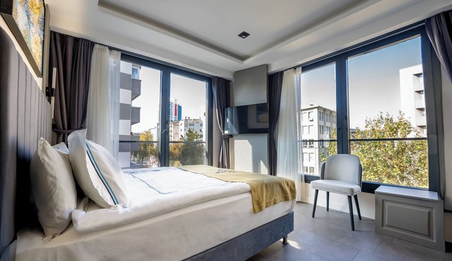 Alion Hotel