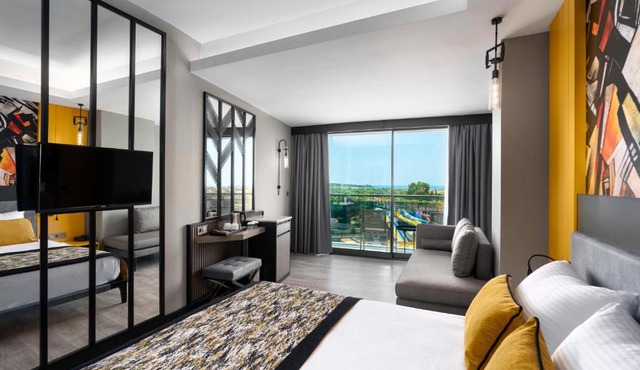 Arnor De Luxe Hotel & Spa