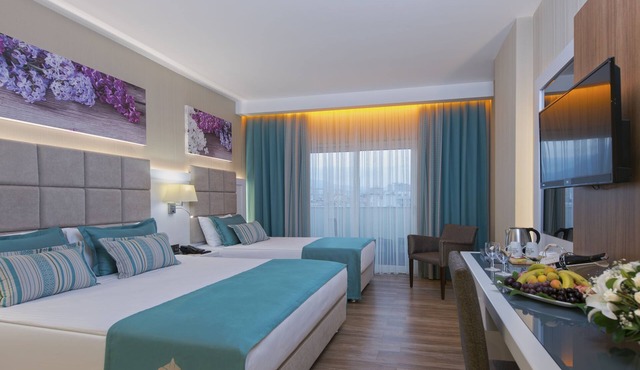 Asia Beach Resort & Spa Hotel in Alanya