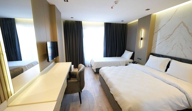 Assyria Hotel in Midyat