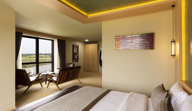 Avec Hotel