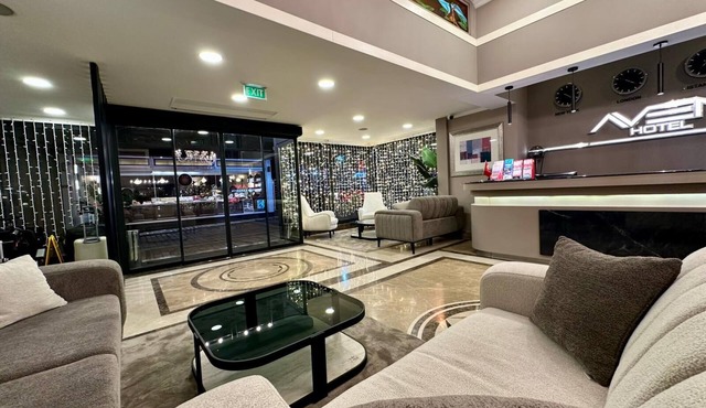 Aven Hotel