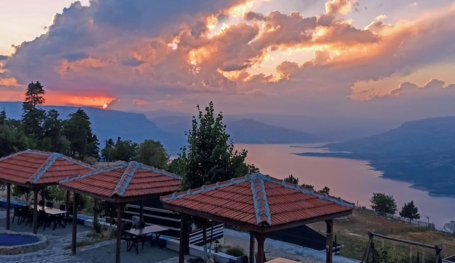 Ayda Doğa Evleri