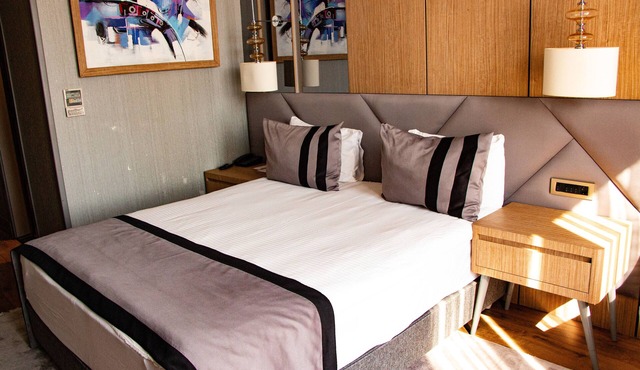 B&C Hotel