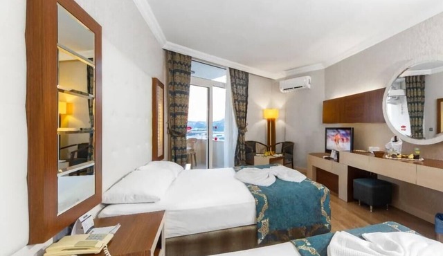Beach Club Doganay in Alanya