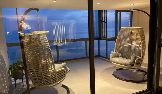 Blue-tiful Horizon - Luxury Family Vacation Rental on the Mediterranean