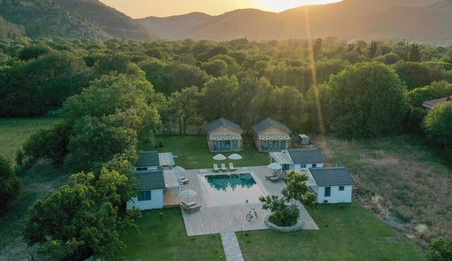 Bungalow close to the walking routes and the sea in Kayaköy