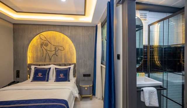 California Hotel in Istanbul