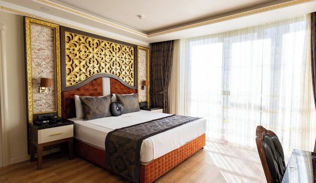 Can Adalya Palace Hotel