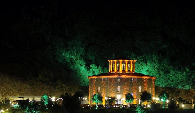 Cephanelik Hotel