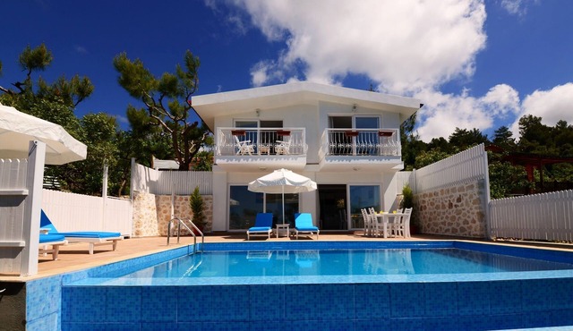 Charming 2 Bedroom Villa with Secluded Pool, in Islamlar Village, nr. Kalkan in Kalkan