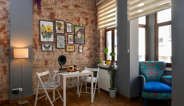 Chic 1-bedroom apartment with WiFi, AC in amazing Istanbul