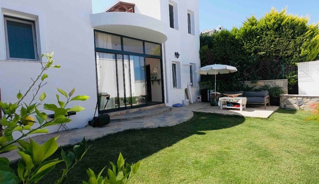 Cozy 1-bedroom house in charming Muğla with AC comfort