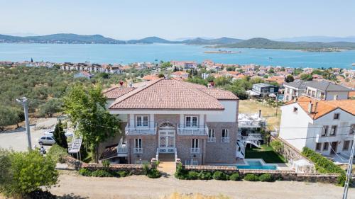 Cunda Piano Otel in Ayvalık