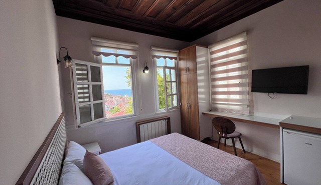 Demiröz Konak Otel in Inebolu
