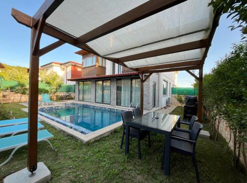 Derya Beach Agullu Villa 6 in Kas