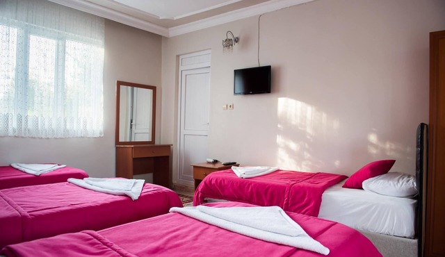 Dort Mevsim Hotel