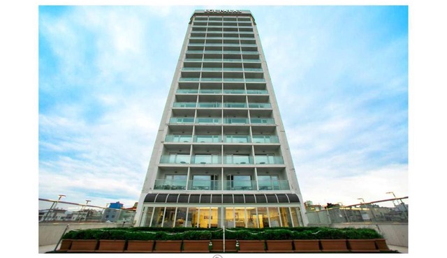 Ege Palas in İzmir
