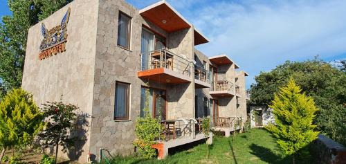 Elisa Butik Hotel ve Restaurant in Sokakagzi