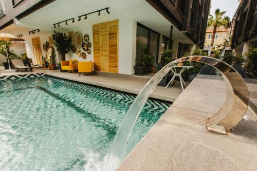 Ella Suites Hotel