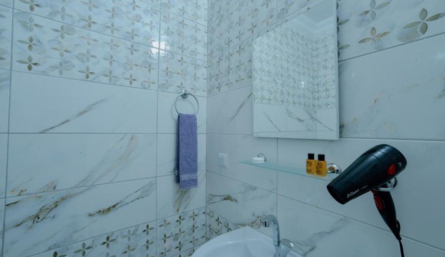 EMİSSA MOTEL