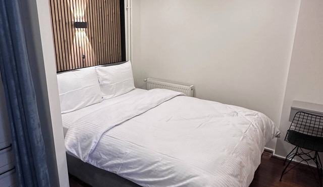 Golden wood suite in İstanbul