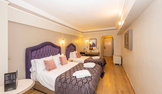 Grand Anka Hotel